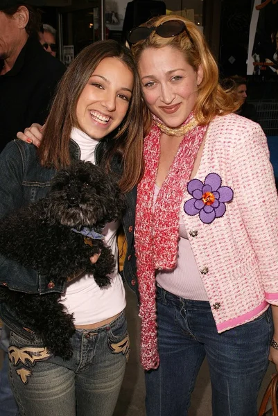 Vanessa lengies und jennifer blanc — Stockfoto