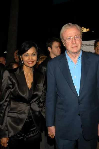 Michael caine ve eşi shakira — Stok fotoğraf