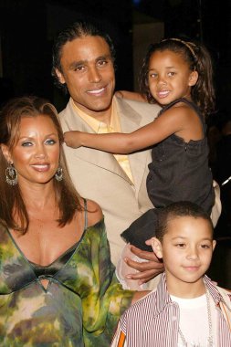Vanessa williams kocası ile rick fox ve çocuk
