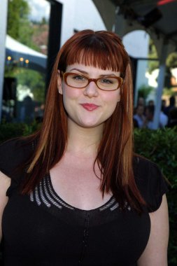 Sara Rue
