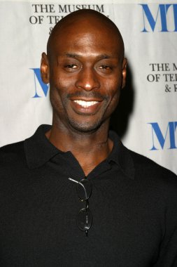 Lance reddick