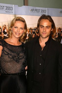 Charlize theron ve stewart townsend