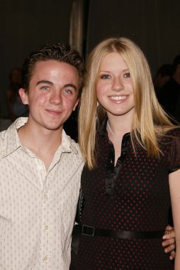 Frankie muniz ve kız arkadaşı megan hubbell