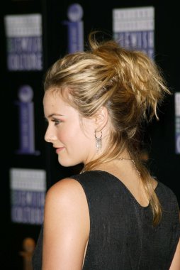 Alicia Silverstone