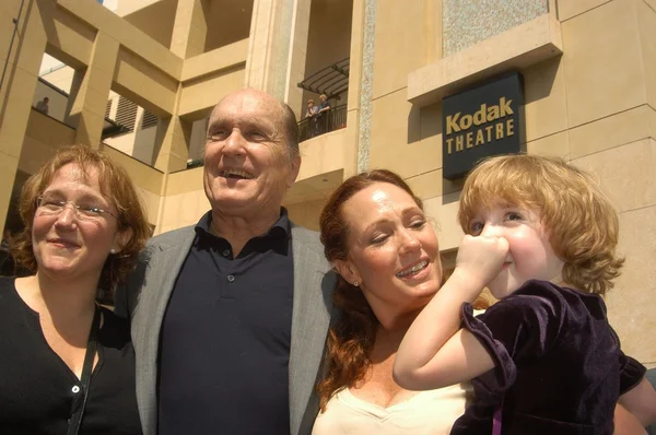 Nancy Horne, Robert Duvall, Suzanne Horne y Charlotte Horne — Foto de Stock