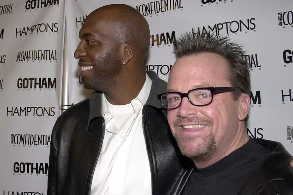 John Salley e Tom Arnold — Fotografia de Stock