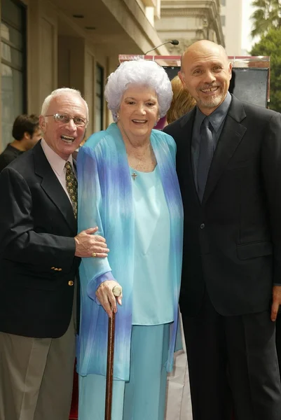 Don Potter, Carmen Zapata et Hector Elizondo — Photo