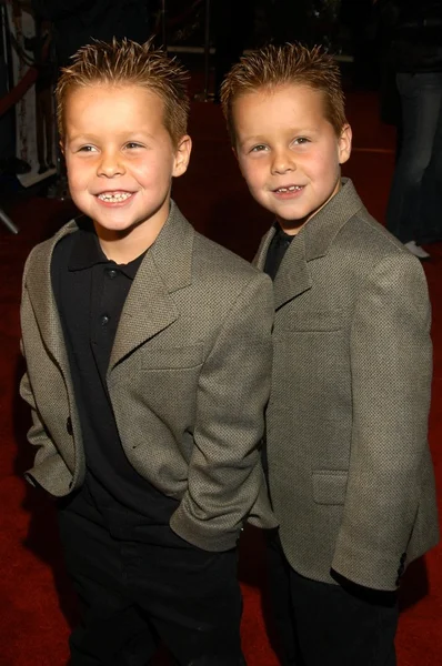 Première mondiale de "Cheaper by the Dozen" " — Photo