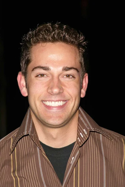 Zach Levi — Stockfoto