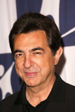 Joe Mantegna