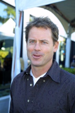 Greg Kinnear