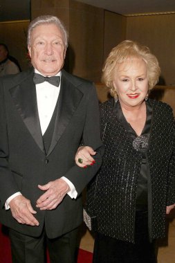 Warren stevens ve doris roberts