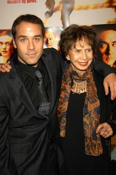 Jeremy Piven y la madre Joyce — Foto de Stock