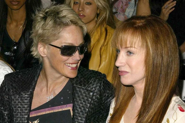 Sharon Stone and Kathy Griffin — Stock Photo, Image