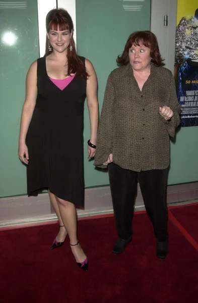 Sara Rue and Edie McClurg — Stock Photo, Image