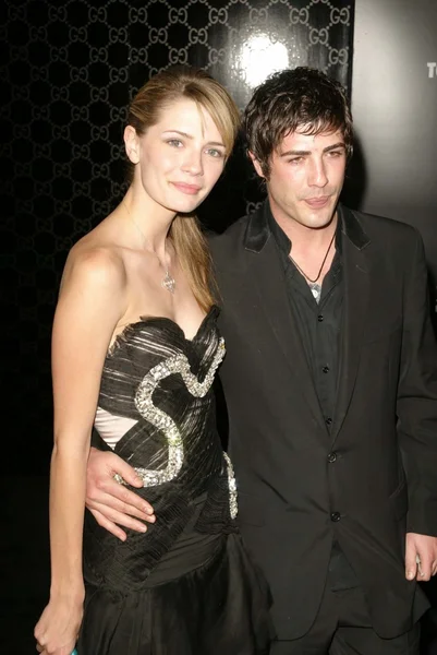 Mischa barton och brandon davis — Stockfoto