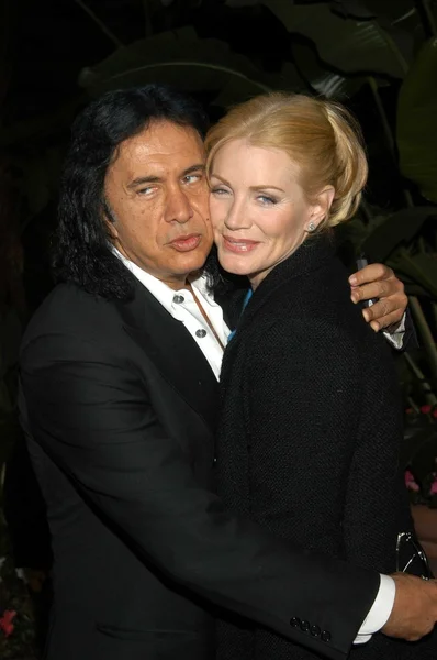 Gene Simmons and Shannon Tweed — Stock Photo, Image