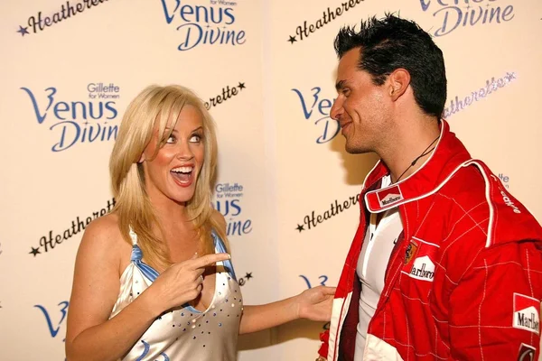 Jenny mccarthy i antonio sabato jr. — Zdjęcie stockowe