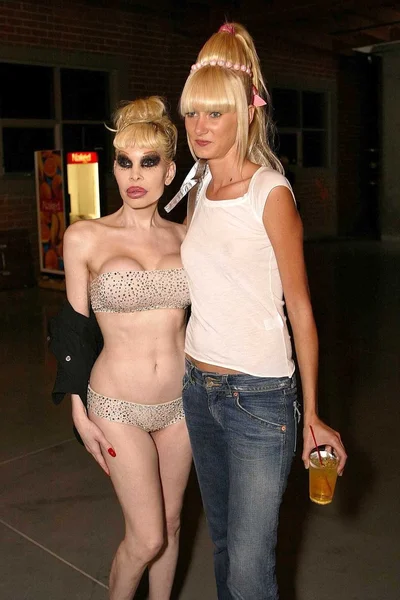 Amanda lepore ve kimberly stewart — Stok fotoğraf