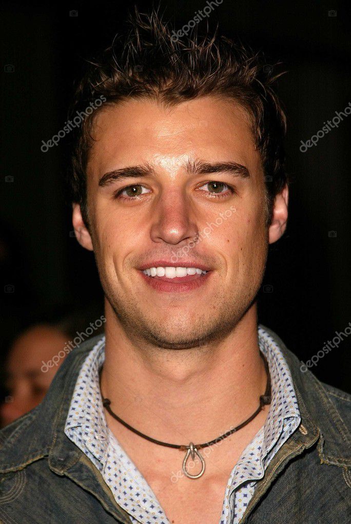 Joshua Snyder — Stock Editorial Photo © s_bukley #17531171