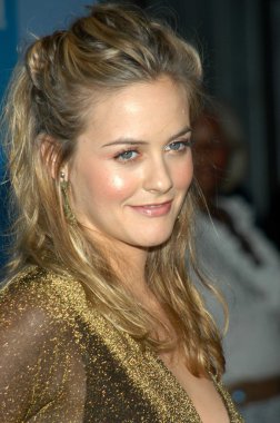 Alicia Silverstone