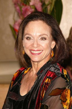 Valerie Harper
