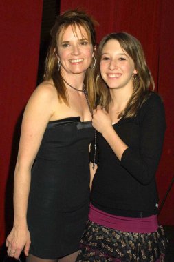 Lea thompson ve kızı madelyn deutch