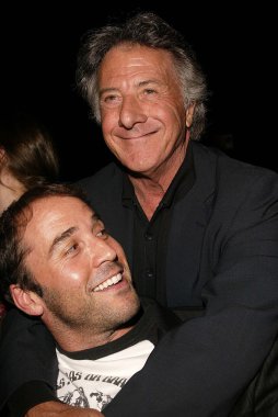 Jeremy piven ve dustin hoffman