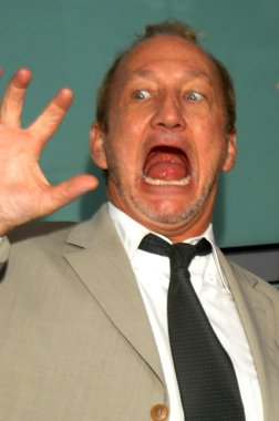 Robert Englund