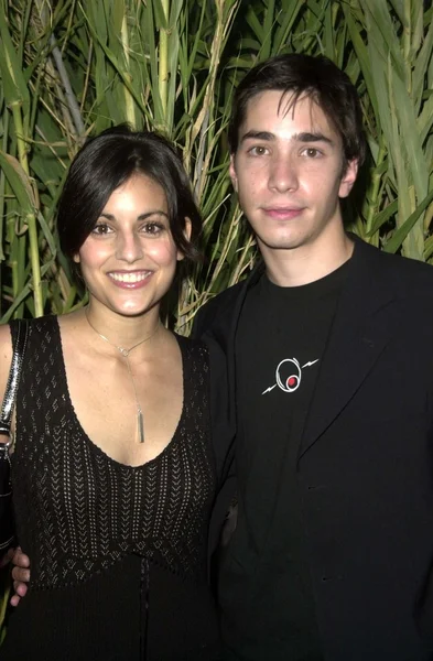 Katie simsis och justin long — Stockfoto