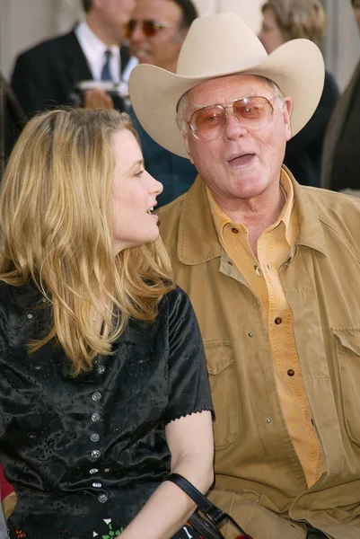 Bridget fonda och larry hagman — Stockfoto