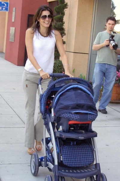 Angie Harmon. — Fotografia de Stock