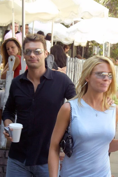 Ryan Seacrest and girlfriend Shana Wall — Stock Photo, Image