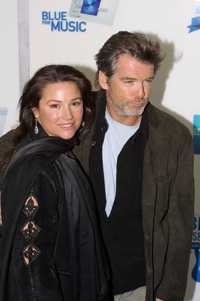 Pierce brosnan en vrouw keely shaye smith — Stockfoto