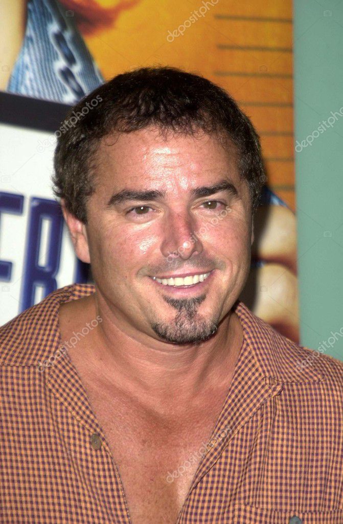 Christopher Knight – Stock Editorial Photo © s_bukley #17545859