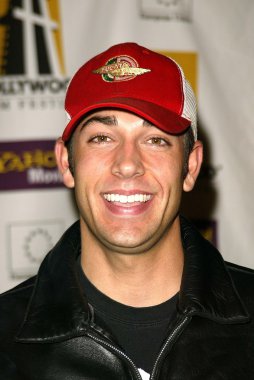 Zachary Levi