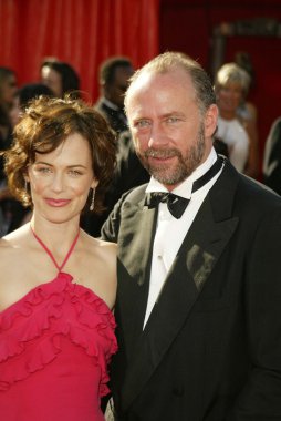 Leslie umut ve xander berkeley