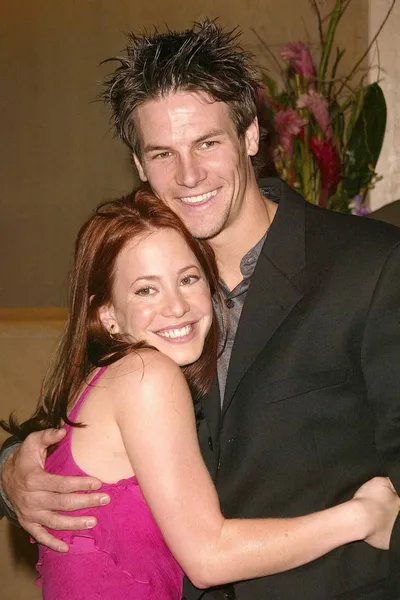 Amy Davidson and Todd Mitchell — Stock Photo, Image