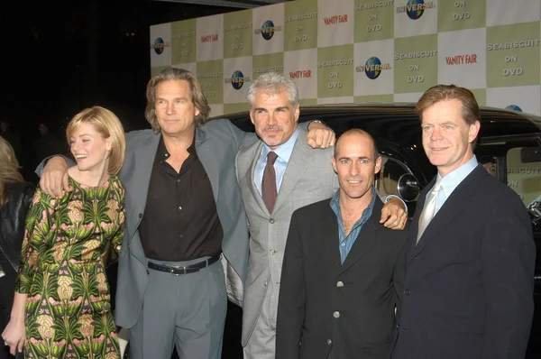 Jeff Bridges, Elizabeth Banks, Gary Stevens, Gary Ross and William H. Macy — Stock Photo, Image