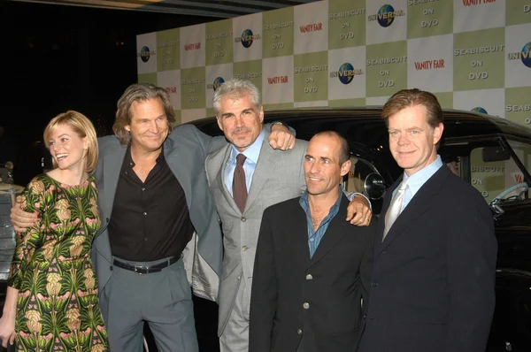 Jeff Bridges, Elizabeth Banks, Gary Stevens, Gary Ross and William H. Macy — Stock Photo, Image