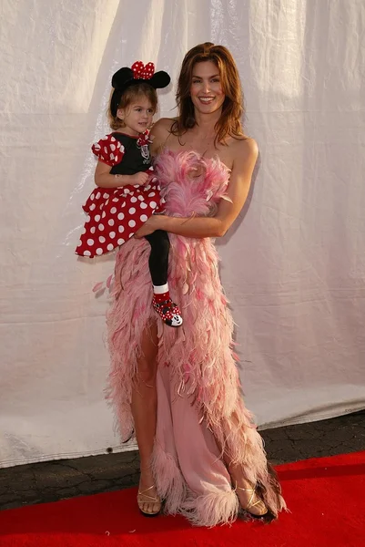 Cindy Crawford with daughter Kaia Jordan — Stock Photo, Image