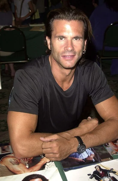 Lorenzo Lamas — Photo