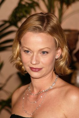 Samantha Mathis