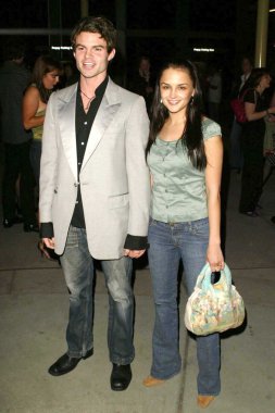 Daniel gillies ve rachael leigh cook