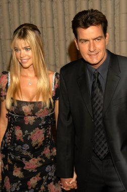 Denise richards ve charlie sheen