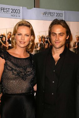 Charlize theron ve stewart townsend