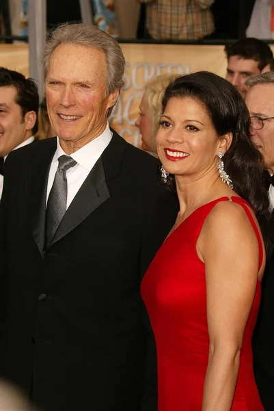 Clint Eastwood und Ehefrau dina — Stockfoto