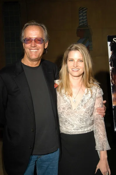 Peter Fonda y su hija Bridget Fonda —  Fotos de Stock