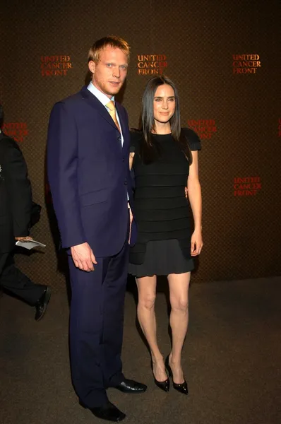 Jennifer Connelly y su esposo Paul Bettany — Foto de Stock