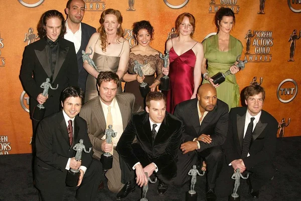 Cast of Six Feet Under — Stock Photo, Image